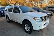 $6999 : 2008 Pathfinder LE thumbnail