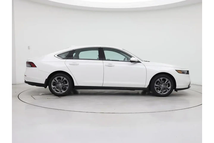 $26998 : Honda Accord 2023 EX 4dr Sed image 7