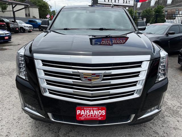 2018 Escalade Platinum image 2