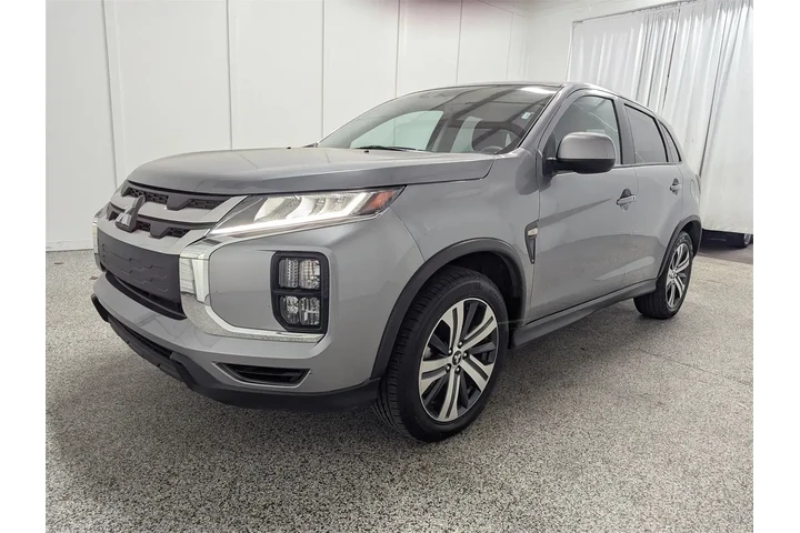 $21997 : Mitsubishi Outlander Sport 2 image 5