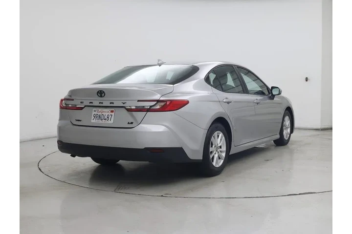 $29998 : Toyota Camry 2025 LE 4dr Sed image 8