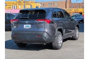 $25947 : Toyota RAV4 2024 LE 4dr SUV thumbnail