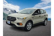 $11977 : Ford Escape 2017 S 4dr SUV thumbnail