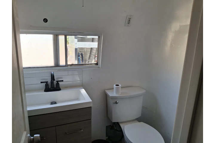 $32000 : Linda Casita Mobil image 5