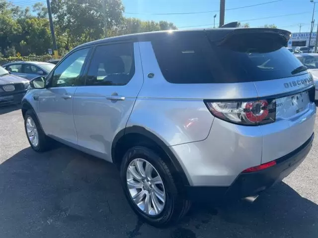 $7500 : 2018 Land Rover Discovery Spo image 7