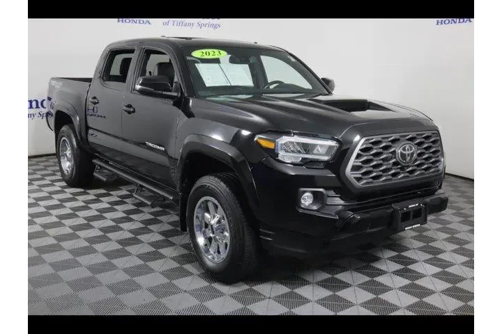 $35875 : Toyota Tacoma 2023 4x4 TRD P image 1