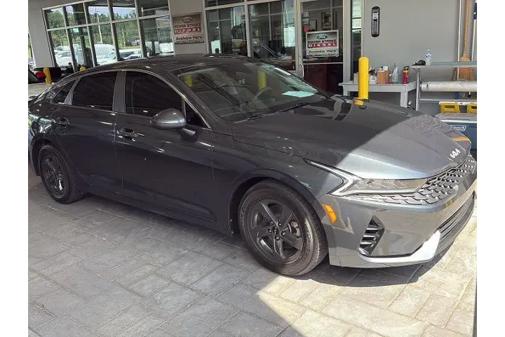 $19999 : Kia K5 2022 LXS 4dr Sedan image 1