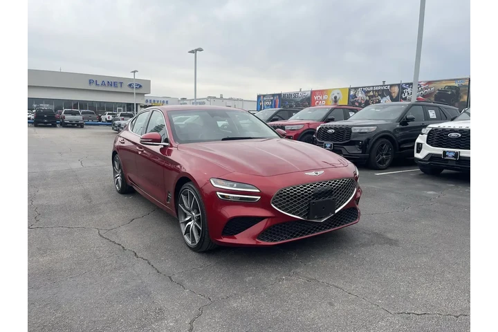 $24759 : Genesis G70 2023 2.0T 4dr Se image 2