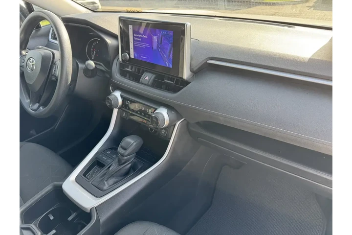 $24771 : Toyota RAV4 2024 XLE 4dr SUV image 5