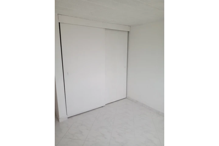 $1200000 : Alquilo bonito apartamento image 3