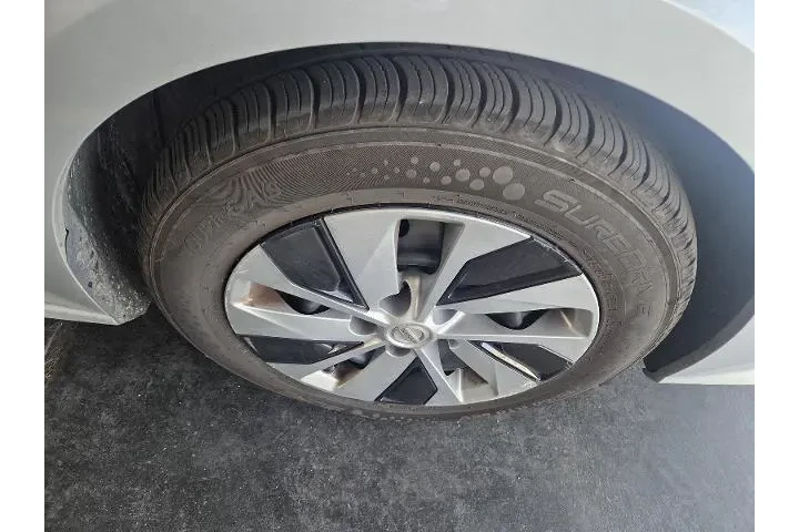 $15950 : Nissan Altima 2020 2.5 S 4dr image 2