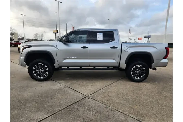 $39997 : Toyota Tundra 2022 4x2 SR5 4 image 4