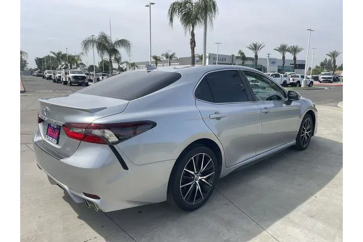 $26888 : Toyota Camry 2023 SE 4dr Sed image 8