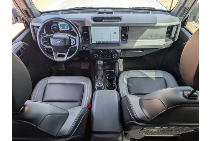 $39955 : Ford Bronco 2024 4x4 Black D image 10