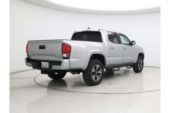 $32998 : Toyota Tacoma 2018 4x4 SR V6 image 8