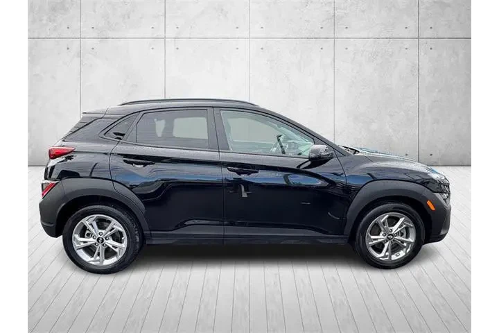$18275 : Hyundai KONA 2023 AWD SEL 4d image 6