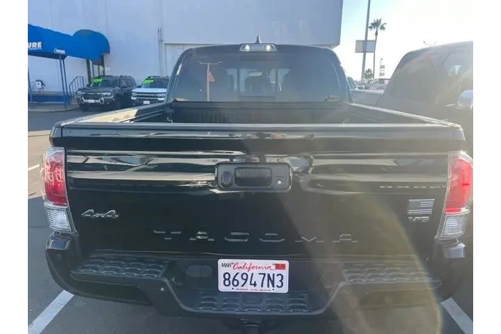 $38988 : Toyota Tacoma 2019 4x4 Limit image 9