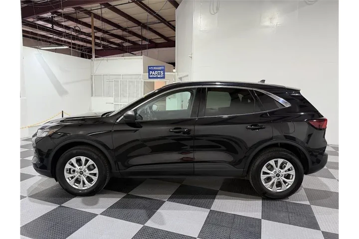 $23299 : Escape 2024 image 7