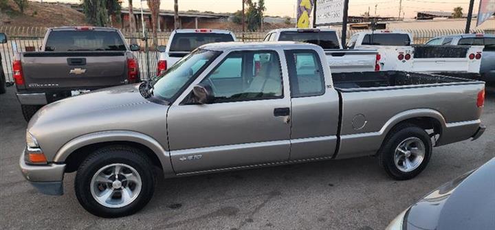 $9499 : 2003 S10 Pickup image 2