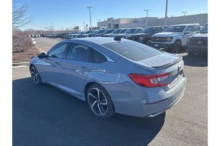 $25000 : Honda Accord Hybrid 2022 Spo image 4