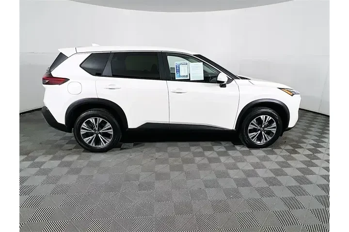 $18800 : Nissan Rogue 2023 SV 4dr Cro image 8