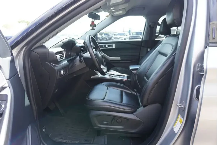 $24888 : Ford Explorer 2022 XLT 4dr S image 7