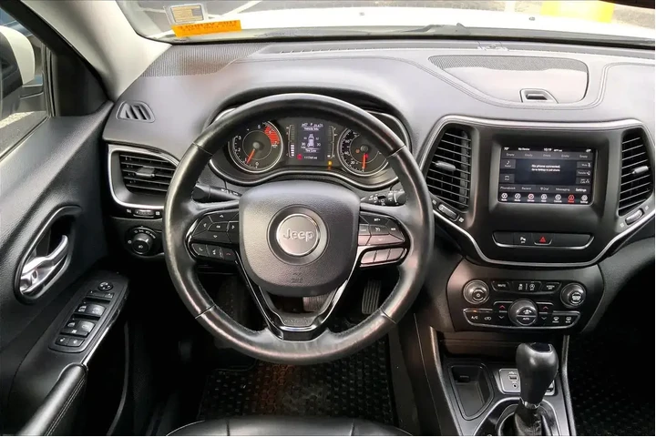 $11911 : Jeep Cherokee 2019 Latitude image 5