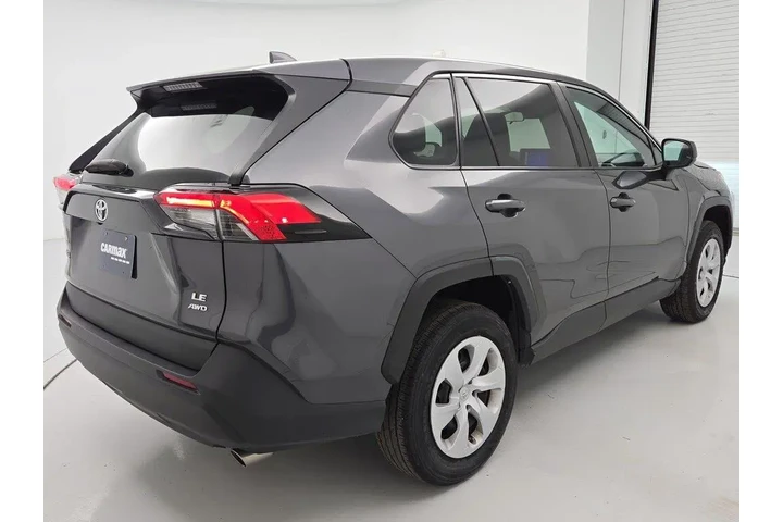 $26998 : Toyota RAV4 2024 AWD LE 4dr image 5