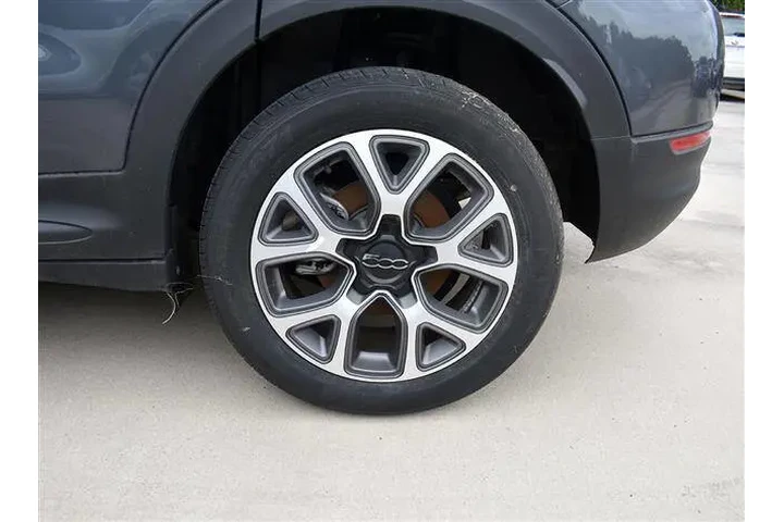 2018 FIAT 500X Trekking image 9