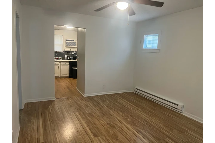 $700 : Se Renta Habitacion image 2