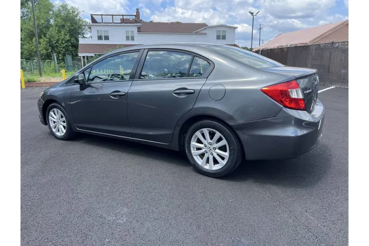 $7500 : 2012 Civic EX image 8