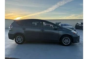$15080 : Toyota Prius v 2017 Four 4dr thumbnail