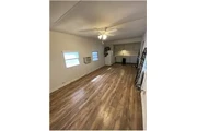 $1000 : Rental property with 2 bedro thumbnail