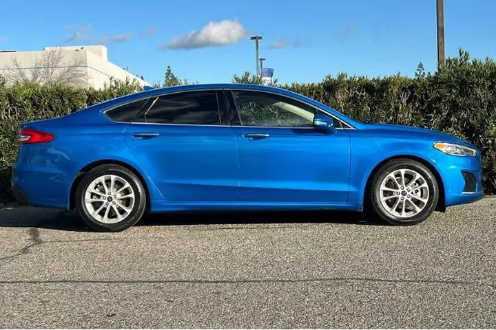 $10095 : Ford Fusion Hybrid 2019 SEL image 8