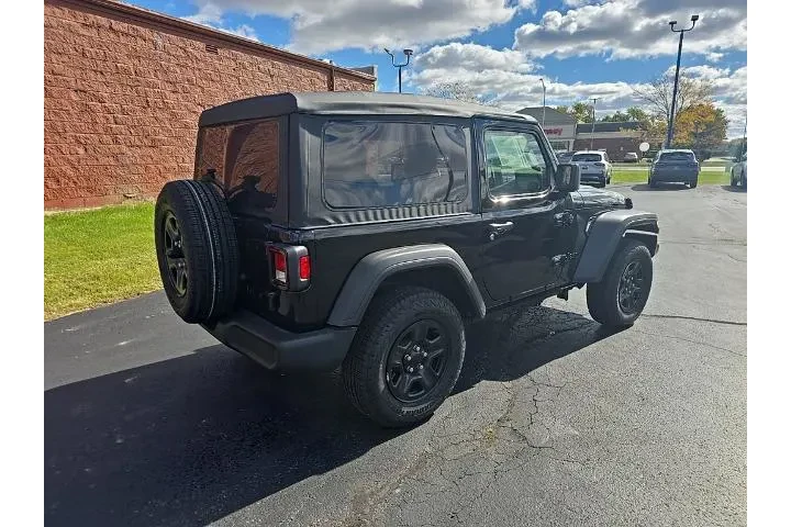 $33131 : Jeep Wrangler 2025 4x4 Sport image 3