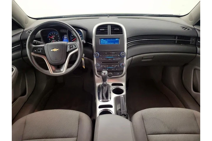 $11998 : Chevrolet Malibu 2015 LS 4dr image 9