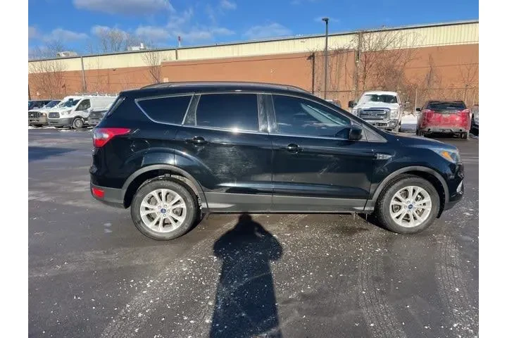 $11572 : Ford Escape 2018 AWD SE 4dr image 4