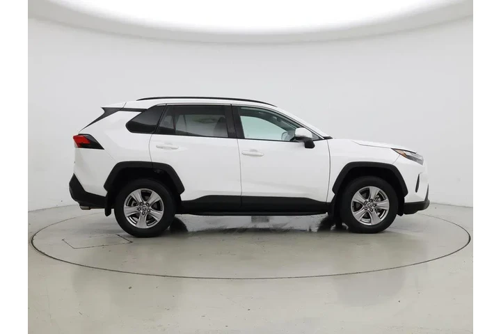 $28998 : Toyota RAV4 2023 XLE 4dr SUV image 7