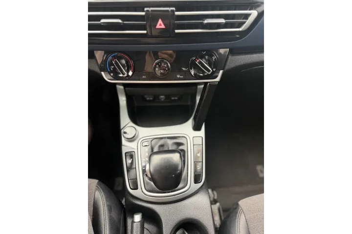 $15995 : 2021 Seltos S image 3