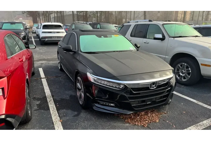 $21551 : Honda Accord 2018 Touring 4d image 6