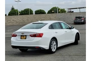 $19500 : Chevrolet Malibu 2023 LT 4dr thumbnail