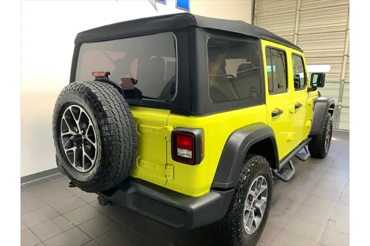 $35988 : Jeep Wrangler 2024 4x4 Sport image 3