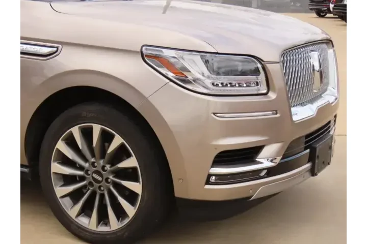 $39922 : Lincoln Navigator 2020 4x2 R image 5