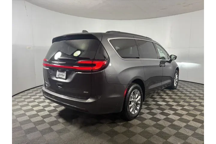 $30498 : Chrysler Pacifica 2022 AWD T image 4
