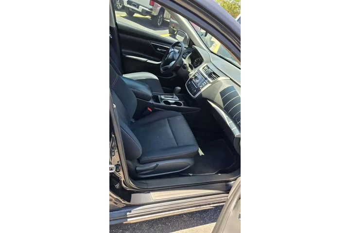 2017 NISSAN ALTIMA2017 NISSAN image 1