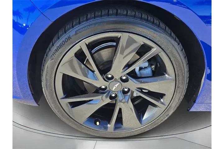 $25987 : Genesis G70 2023 2.0T 4dr Se image 9