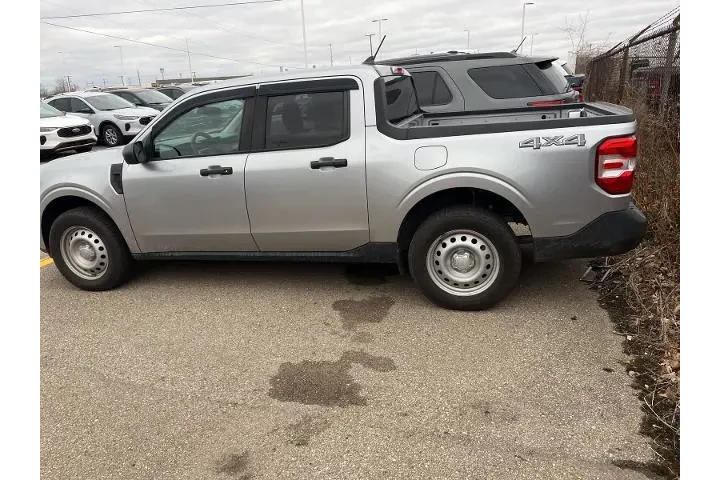 $21900 : Ford Maverick 2022 AWD XL 4d image 8