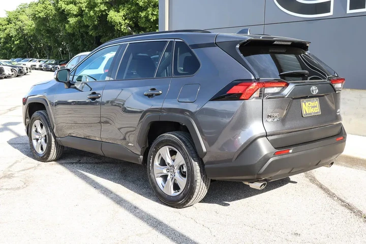 $35287 : 2025 RAV4 Hybrid XLE AWD image 6