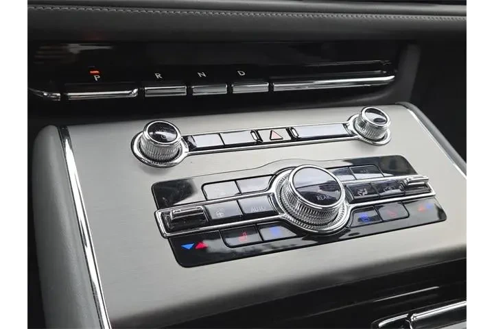 $32265 : Lincoln Aviator 2021 AWD Res image 9