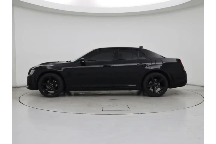 $25998 : Chrysler 300 2021 S V6 4dr S image 3